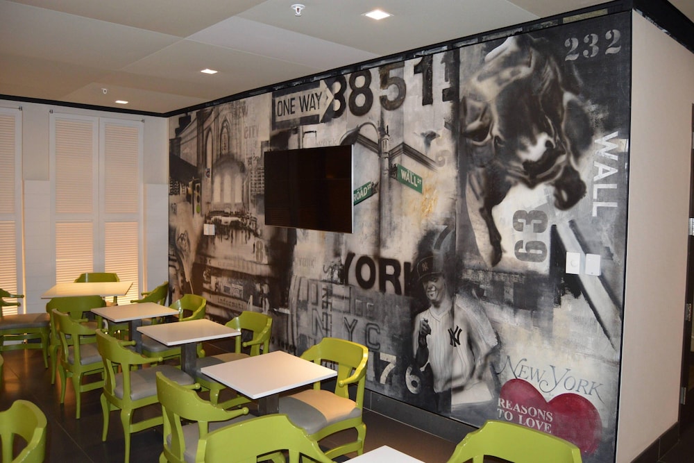Residence Inn Marriott New York Downtown Manhattan WTC Area - photo 31
