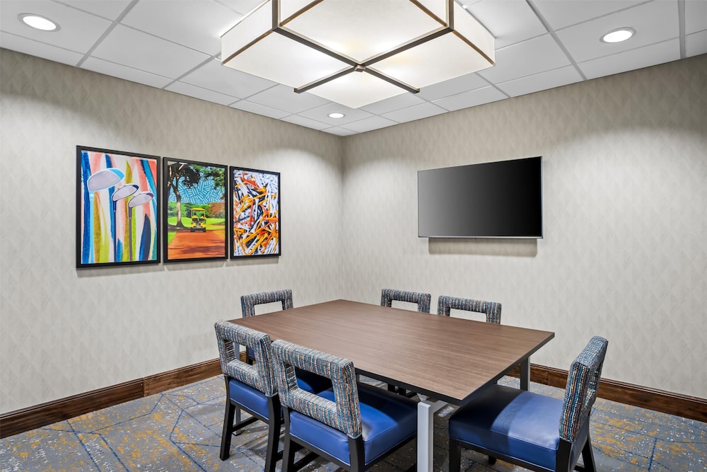 Hampton Inn & Suites Trophy Club Fort Worth North - photo 36