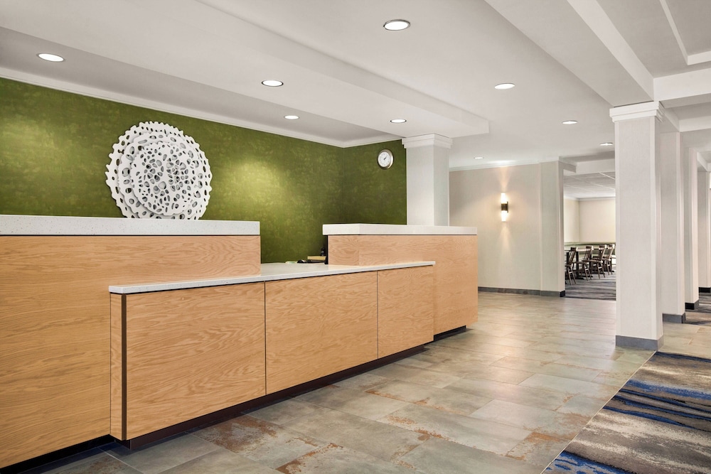 Fairfield Inn & Suites by Marriott Reno Sparks - photo 3