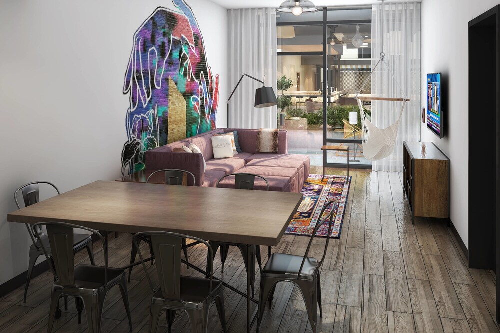 Moxy Atlanta Midtown - photo 4