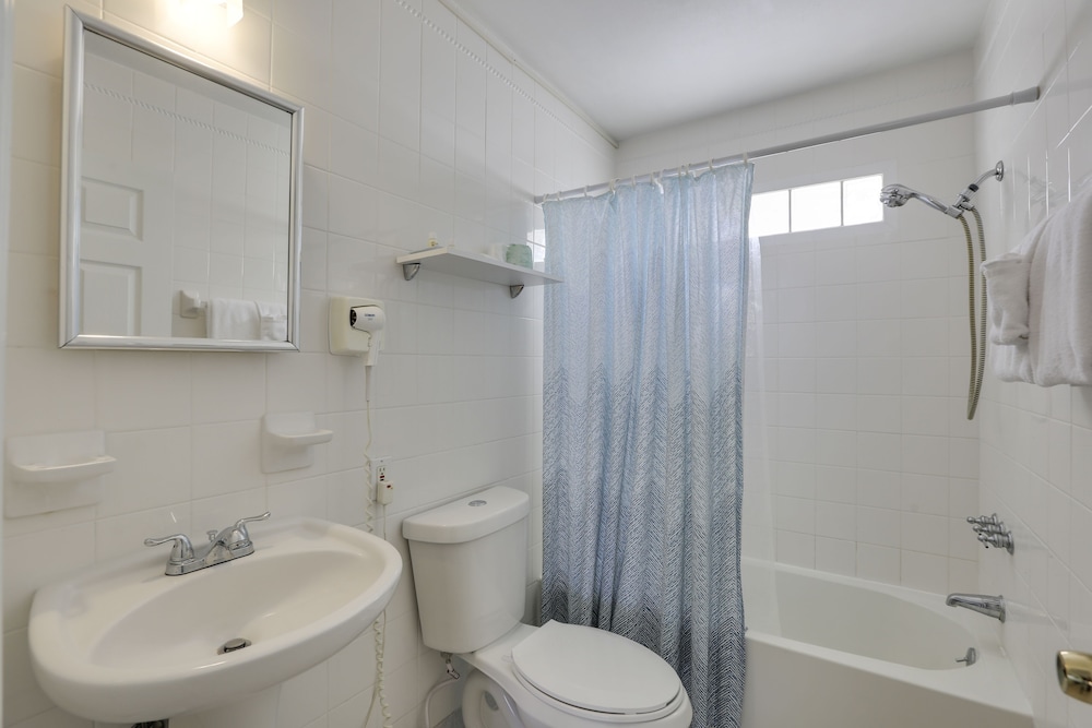 Blind Pass Resort Motel - photo 21