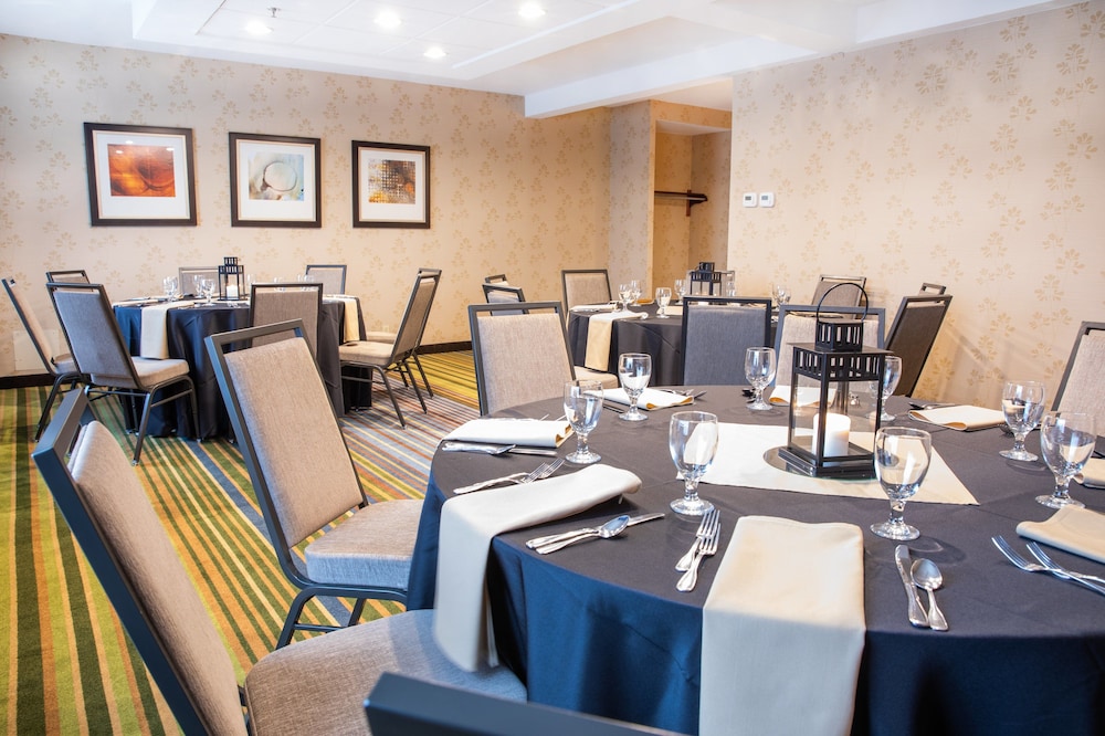 Holiday Inn St. Louis Arpt West Earth City by IHG - photo 54
