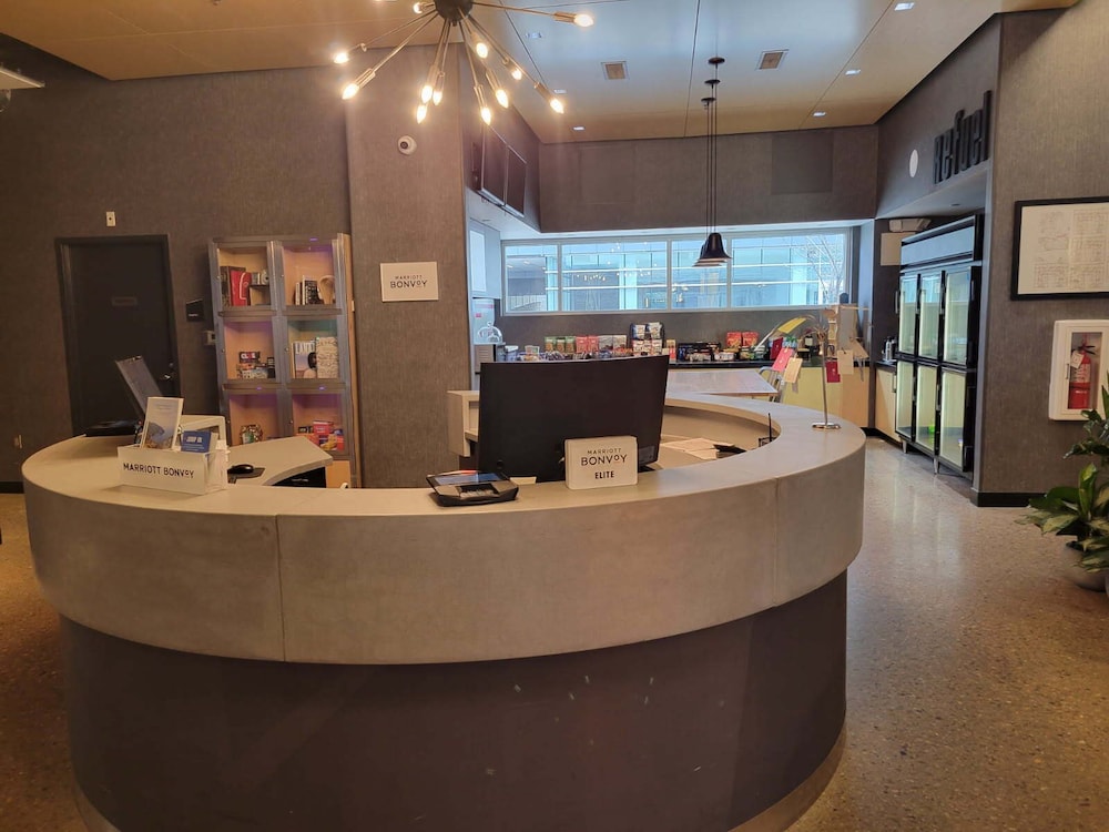 Aloft Denver Downtown - photo 2