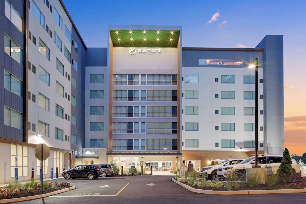 Element New York Wood Ridge - featured photo