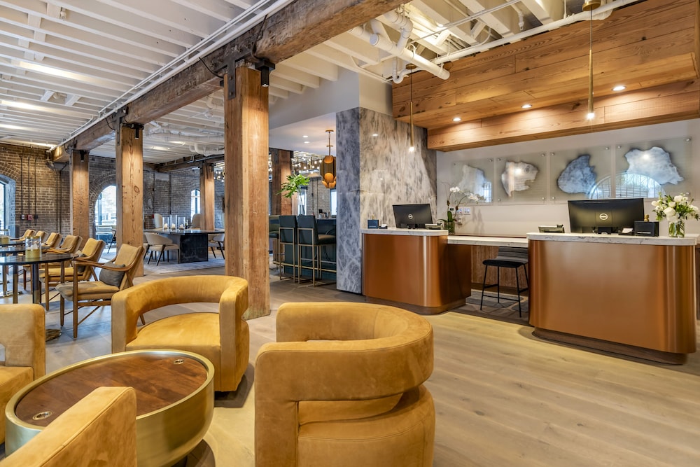 One11 Hotel - photo 4