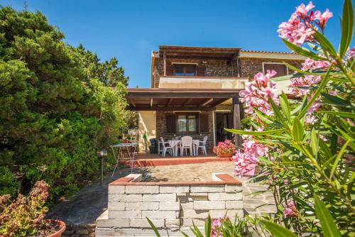 Casa Vacanze Sabina Stintino — 4-Star Luxury Hotel in Stintino, Italy