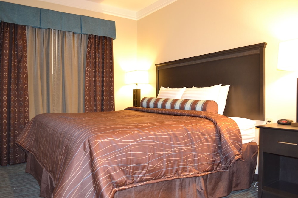 Red River Inn And Suites - photo 5