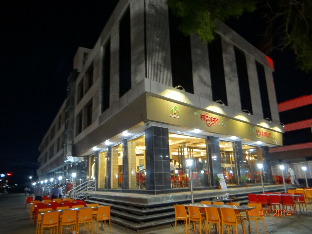 The Temple View - carbon neutral hotel in Shirdi