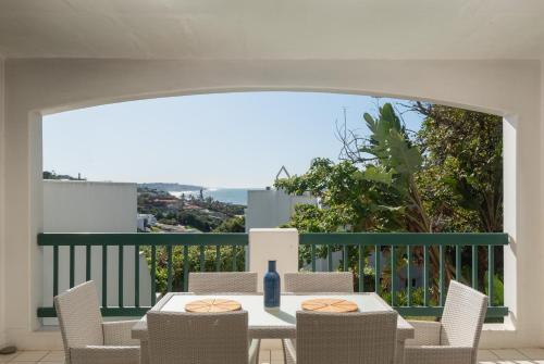 Santorini Kamari 15 Family Only — 4-Star Luxury Hotel in Ballito, South Africa