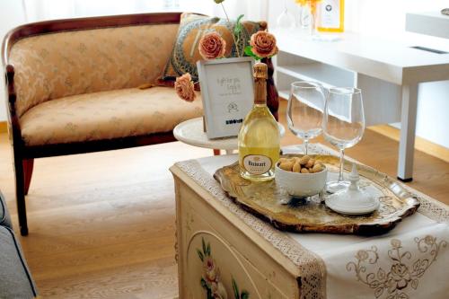 Rhome Luxury Sharing Home — 4-Star Luxury Hotel in Rome, Italy