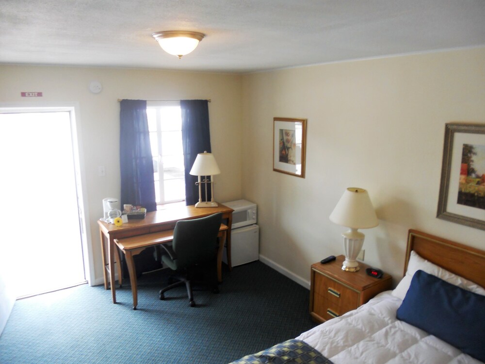 Travelier Motel - photo 4