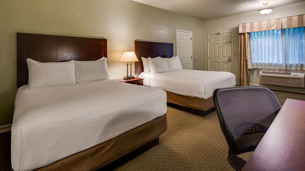 Best Western Plus Bayshore Inn - photo 29
