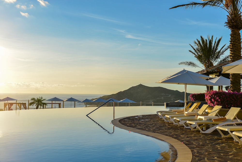 Infinity pool