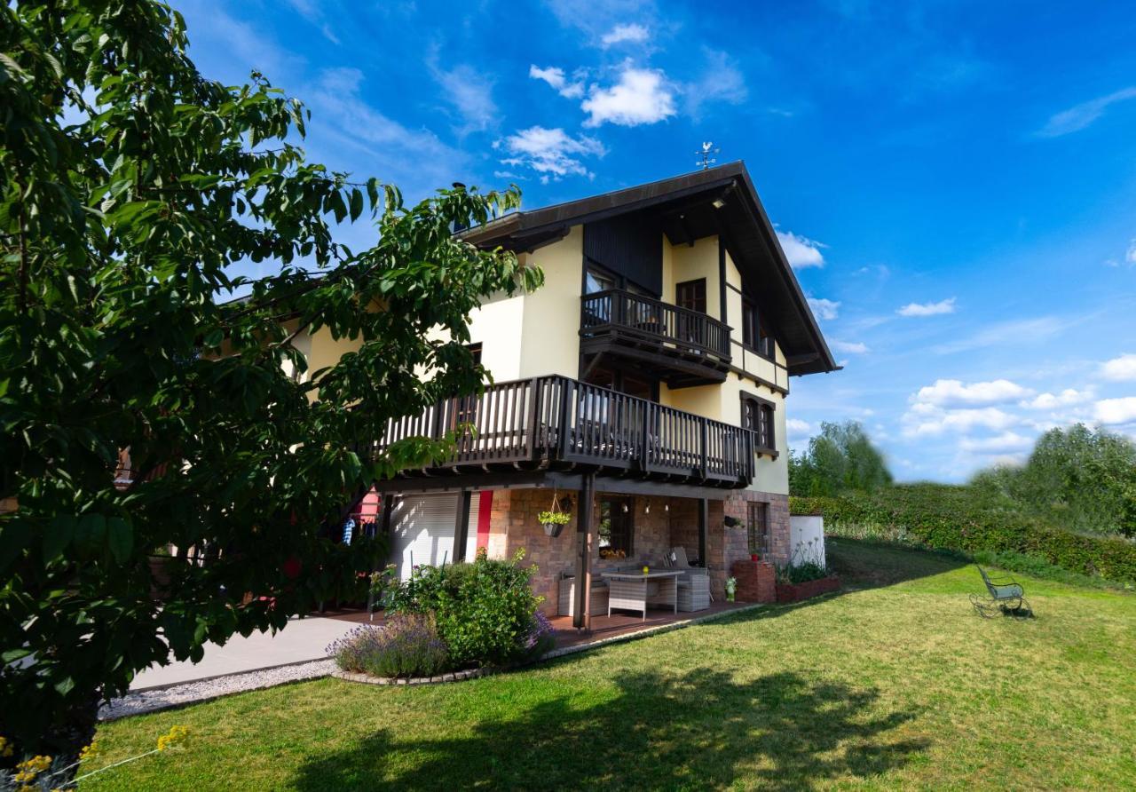 Sonnige Aussicht — hotel in Losheim