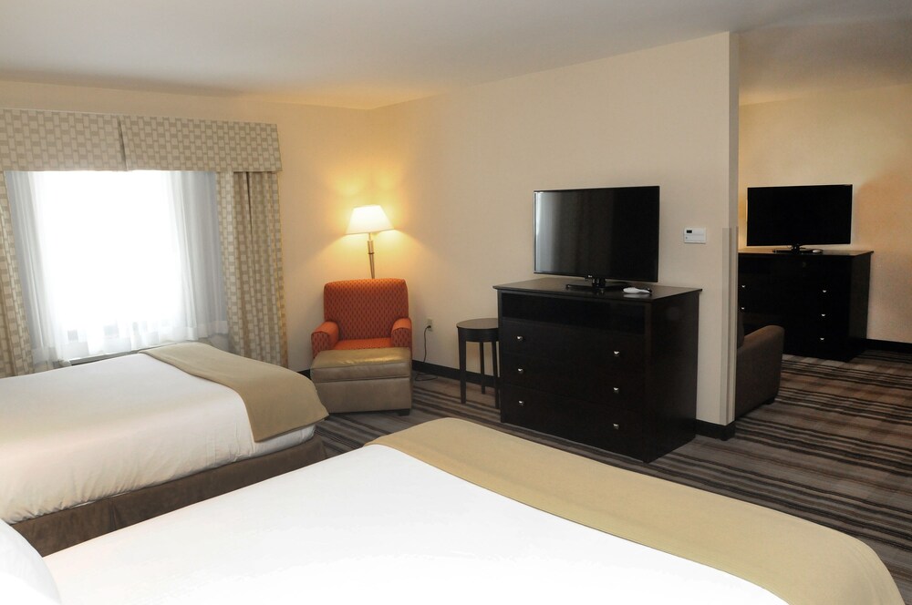 Holiday Inn Express & Suites Cambridge by IHG - photo 10
