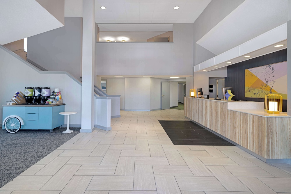 Spark by Hilton Bentonville — hotel in Bentonville