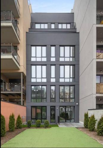 149BK 101 New construction 2BR Private garden W D - photo 20