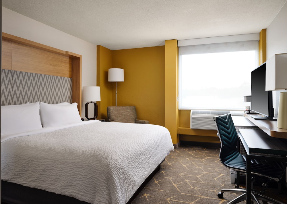 Holiday Inn Boston Dedham Hotel & Conference Center by IHG - photo 14