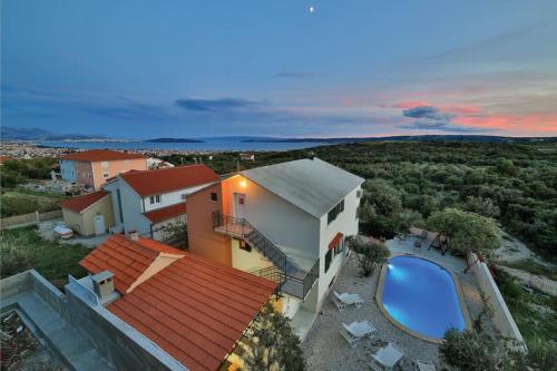 Mirta — 4-Star Luxury Hotel in Kastel Novi, Croatia