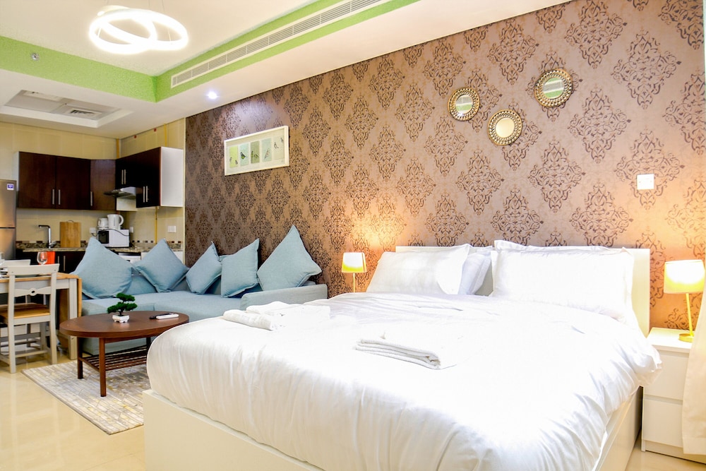 Studio Apartment in Hercules Tower - last minute hotel in Dubai