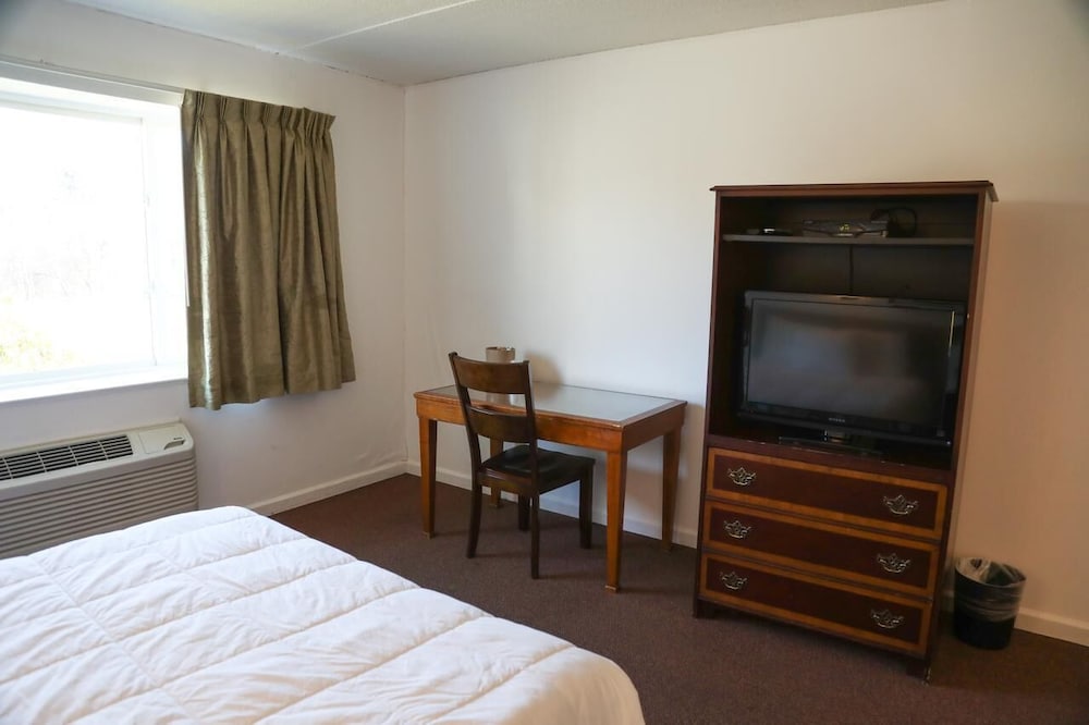 Inn At Arbor Ridge Hotel & Conference Center - photo 8