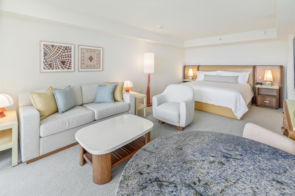 Ka Laʻi Waikiki Beach LXR Hotels & Resorts - photo 15