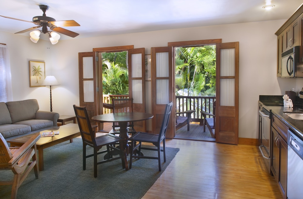 Island City House Hotel - photo 26