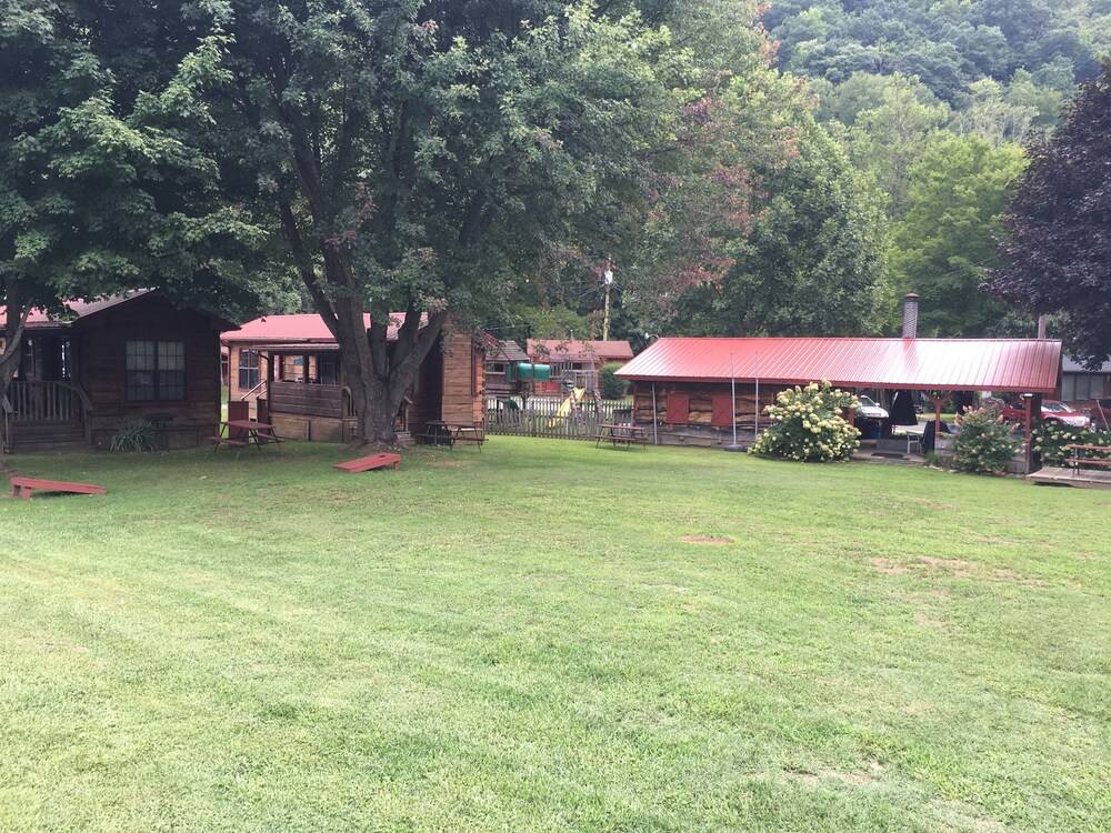 Smoky View Cottages & RV Resorts - photo 45