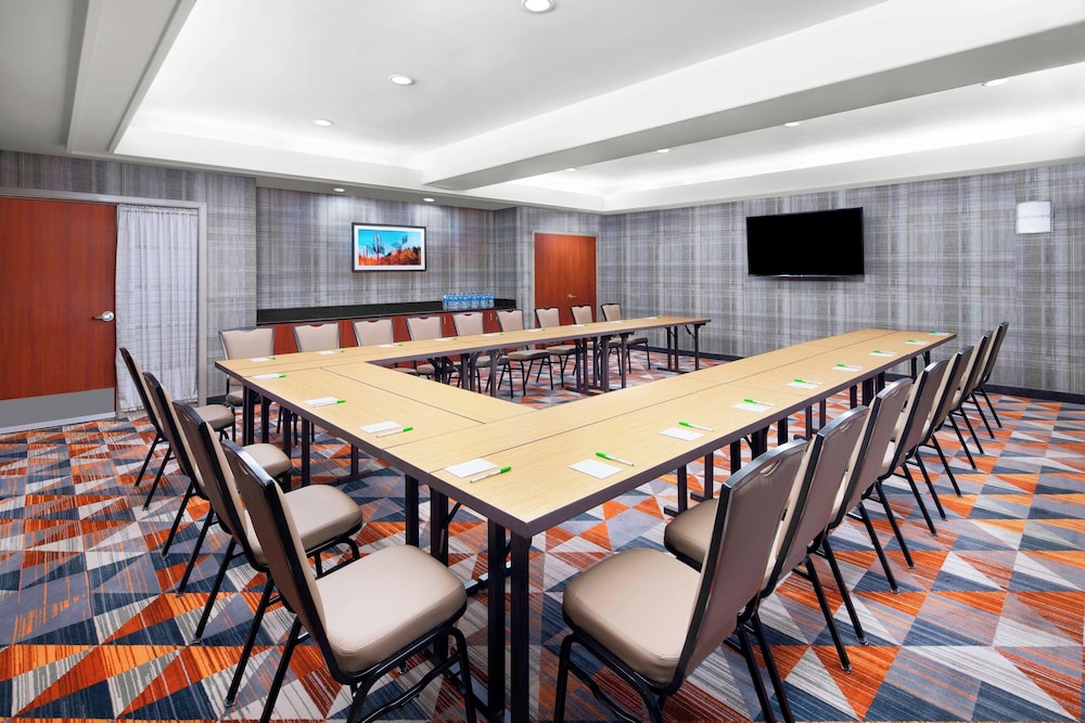 Courtyard by Marriott Scottsdale North - photo 34