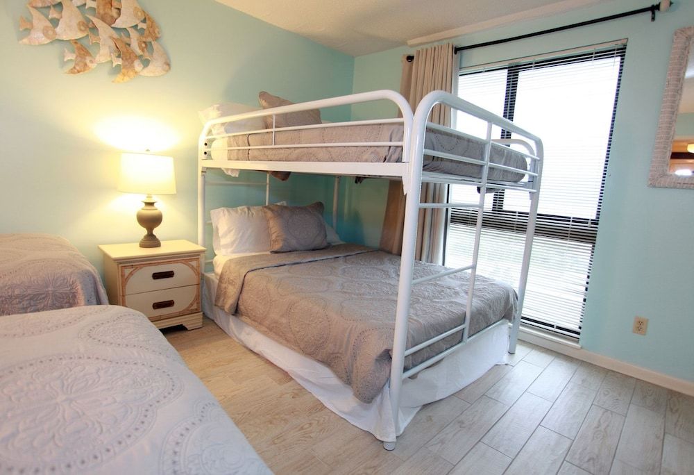 Romar Tower 8c - photo 24