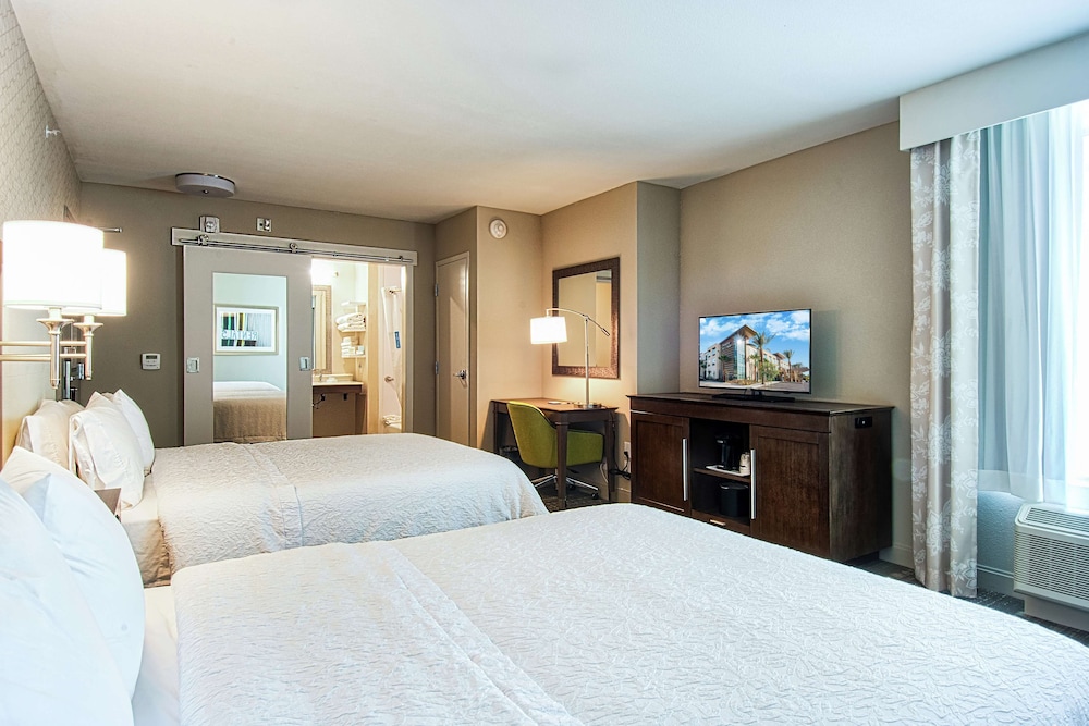 Hampton Inn & Suites Mission Viejo - photo 7