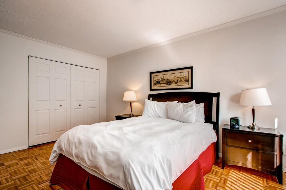 Global Luxury Suites at the Commonwealth - photo 6