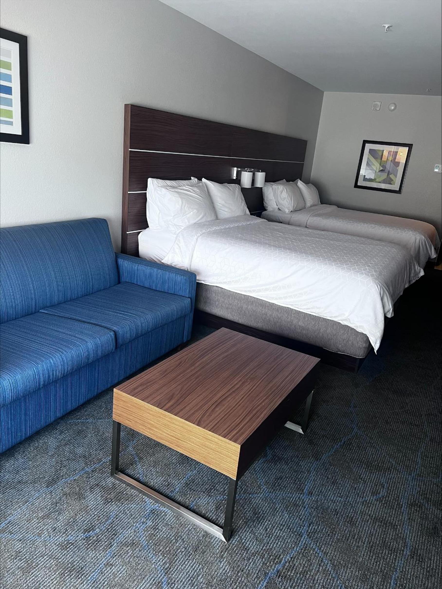 Holiday Inn Express And Suites Dahlonega University Area an IHG Hotel - photo 98