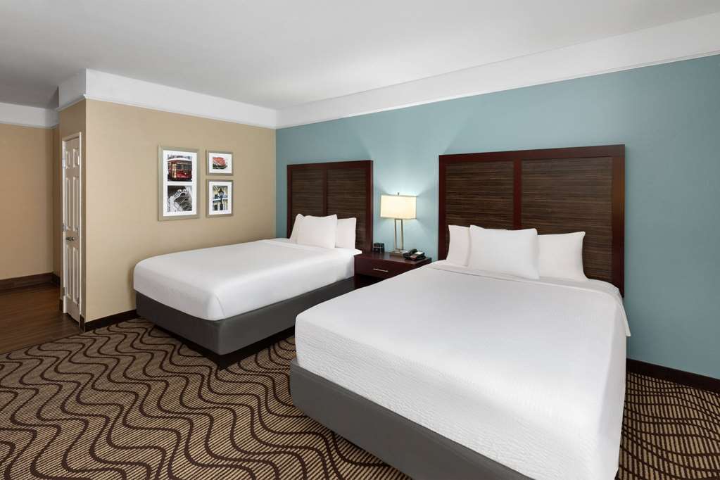 La Quinta Inn & Suites by Wyndham Houma - photo 7
