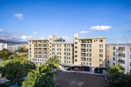 Atour Hotel Sanya Bay Fenghuang Road — 4-Star Luxury Hotel in Sanya, People's Republic of China