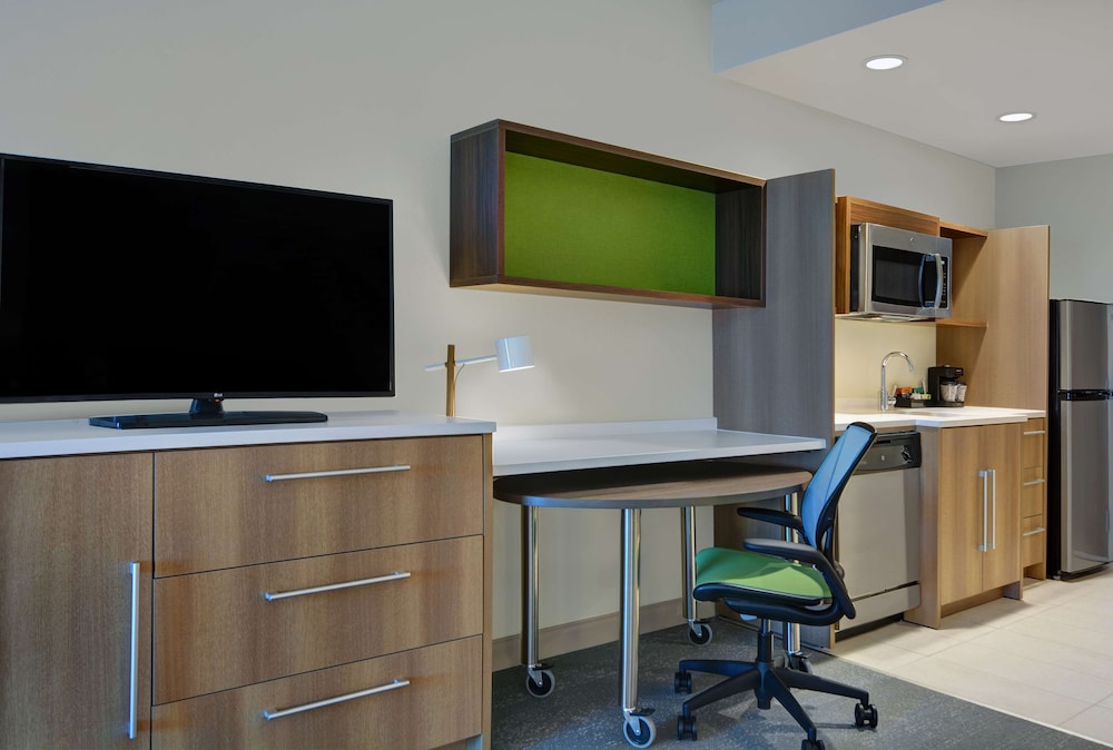 Home2 Suites by Hilton Panama City Beach FL - photo 16