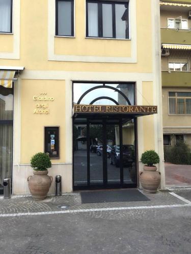 Giardino Degli Aranci — Frattamaggiore