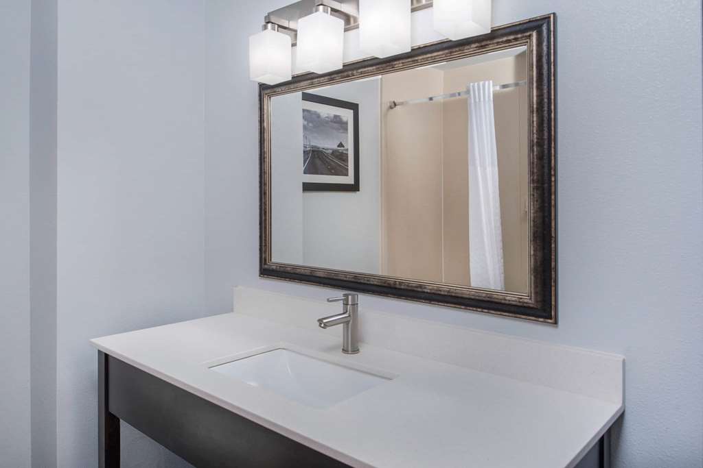 La Quinta Inn & Suites by Wyndham Moscow Pullman - photo 9
