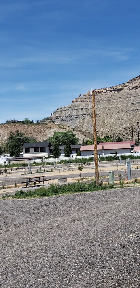 Castle Gate RV Park - photo 14