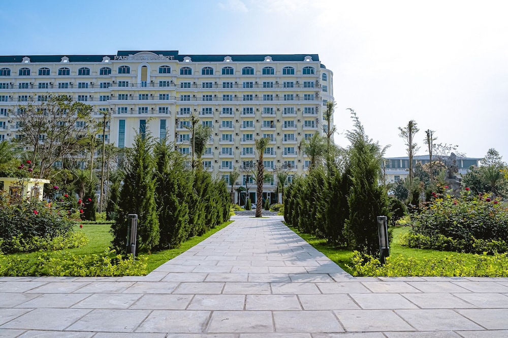 Paracel Resort Hai Tien in Thanh Hoa, Vietnam