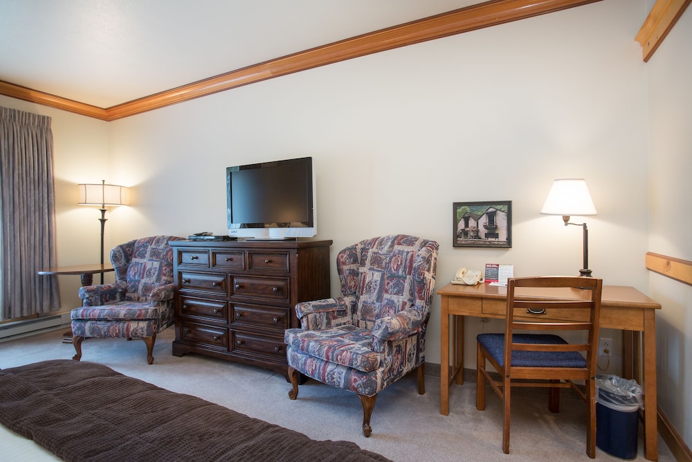The Inn at Solitude - photo 21