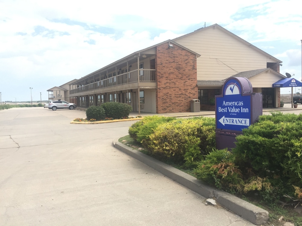 Americas Best Value Inn Garden City - photo 26