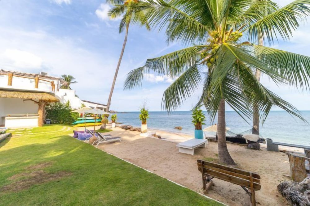 The Rock Samui Beach Resort — 4-Star Luxury Hotel in Koh Samui, Thailand