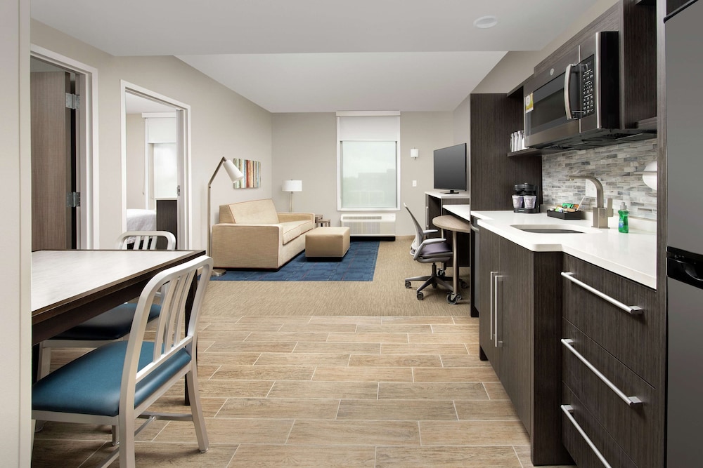 Home2 Suites by Hilton Charlottesville Downtown - photo 10