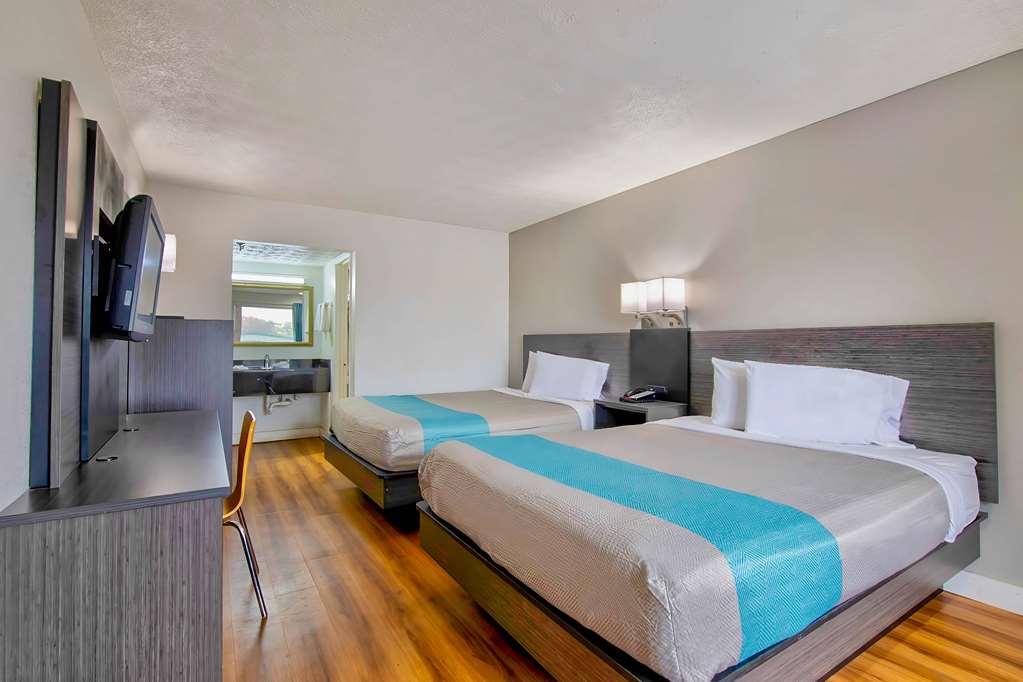 Motel 6 Byron GA - photo 10