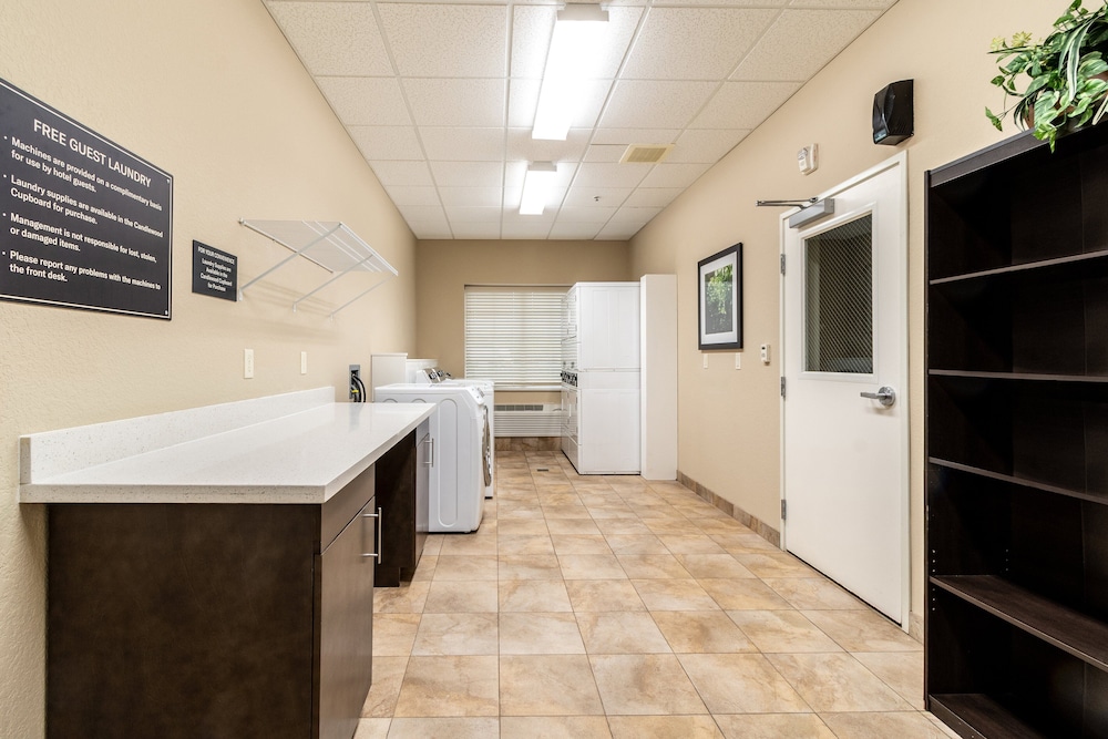 Candlewood Suites Portland Airport by IHG - photo 51