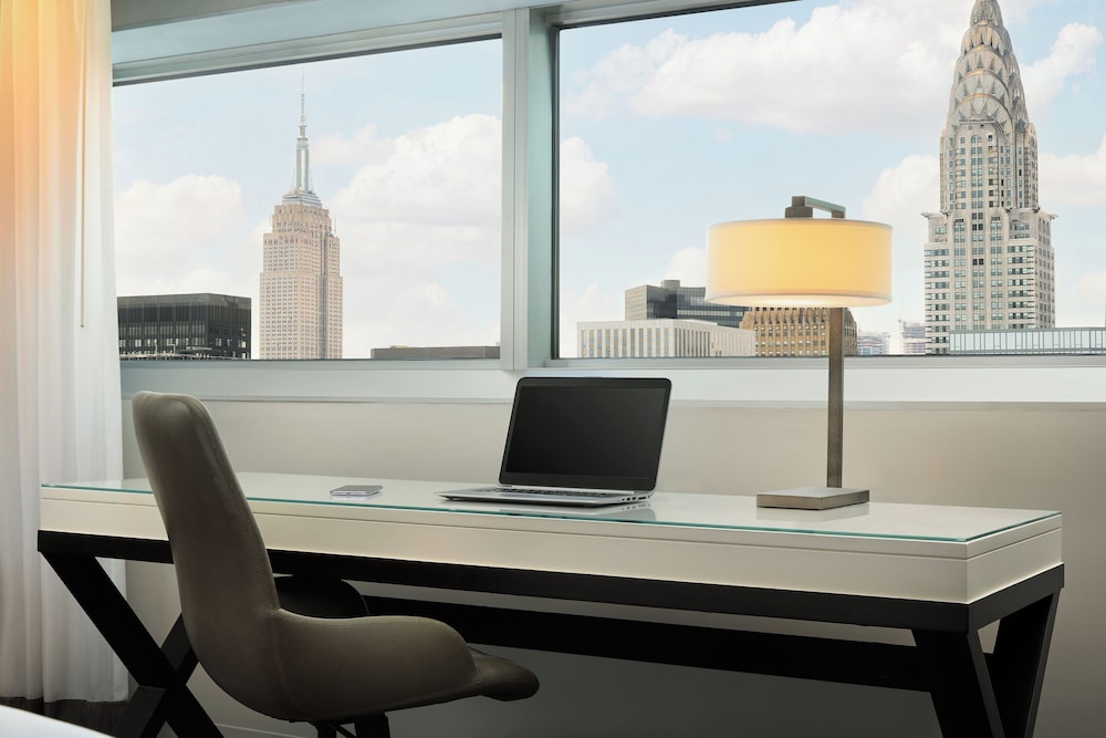 Millennium Hilton New York One UN Plaza - photo 32