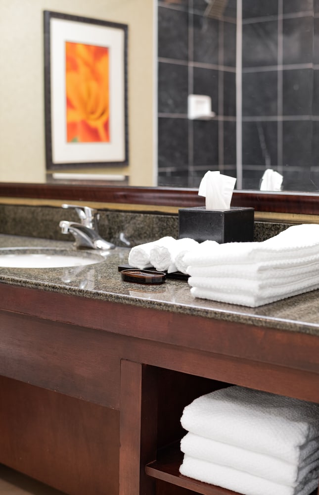 Harmony Suites Secaucus Meadowlands - photo 37