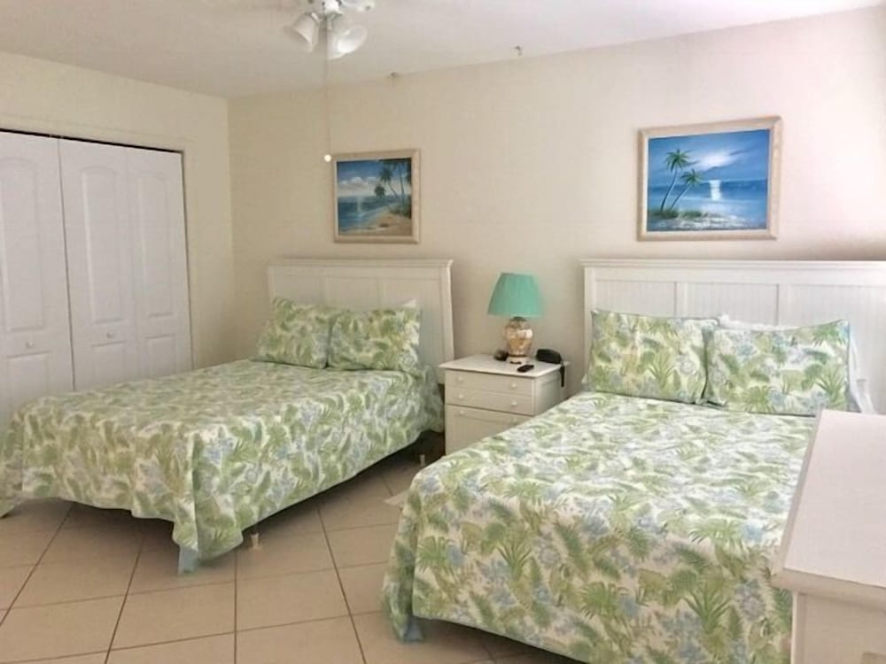 Coconuts Beach Resort - photo 16