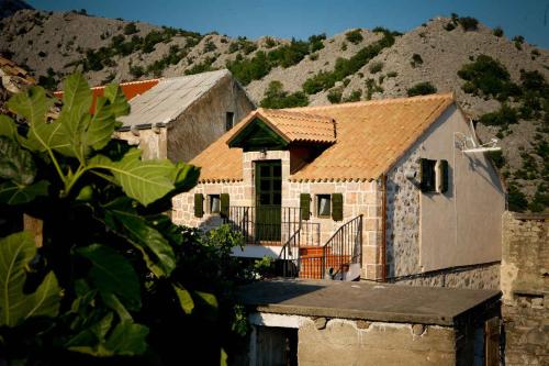 Holiday home in Starigrad Paklenica 41708 — 4-Star Luxury Hotel in Starigrad, Croatia